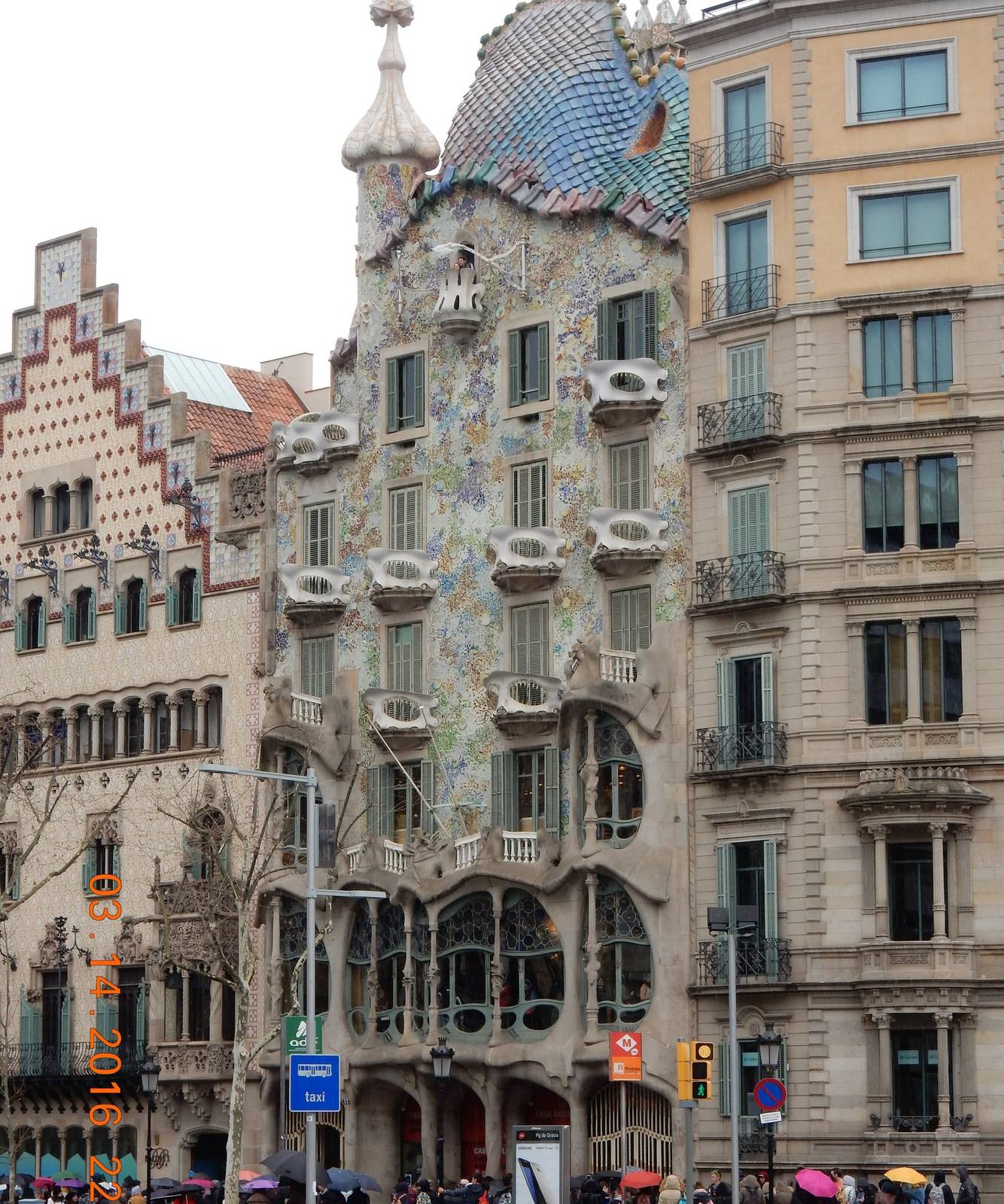The rippling facade of Gaudí's Casa Batlló in Barcelona